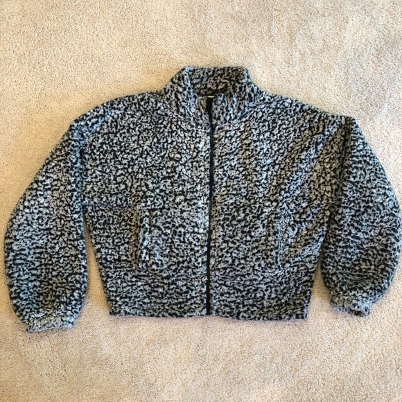 NWOT Express One Eleven Women's Sherpa Fleece Full Zip Up Jacket Coat Sweatshirt - Picture 5 of 15